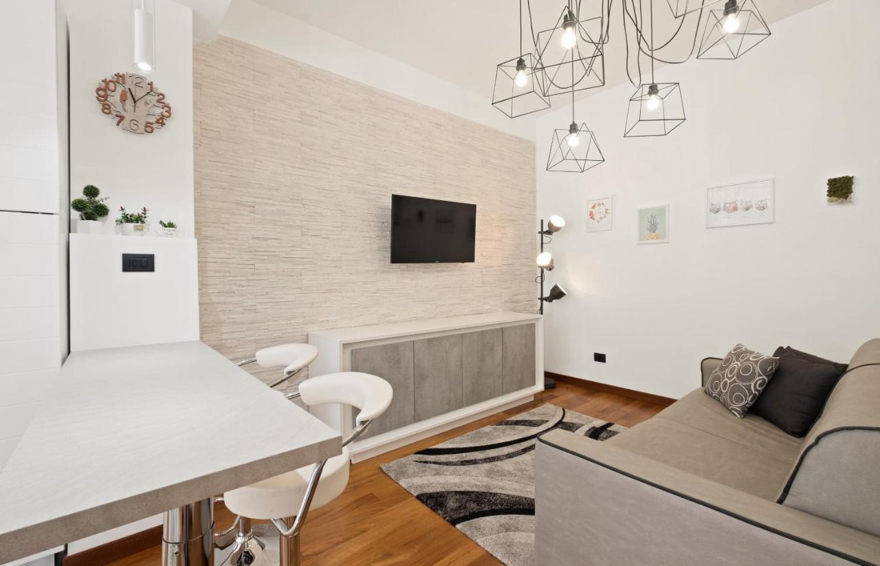 3 Bed Modern Flat - 15 Minutes Walk To Colosseum Roma Esterno foto