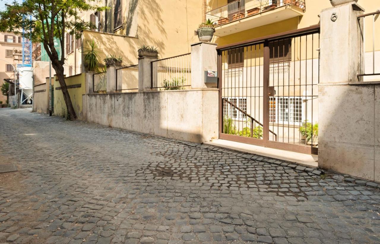 3 Bed Modern Flat - 15 Minutes Walk To Colosseum Roma Esterno foto
